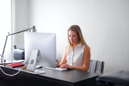 软件外包服务的标准会计流程